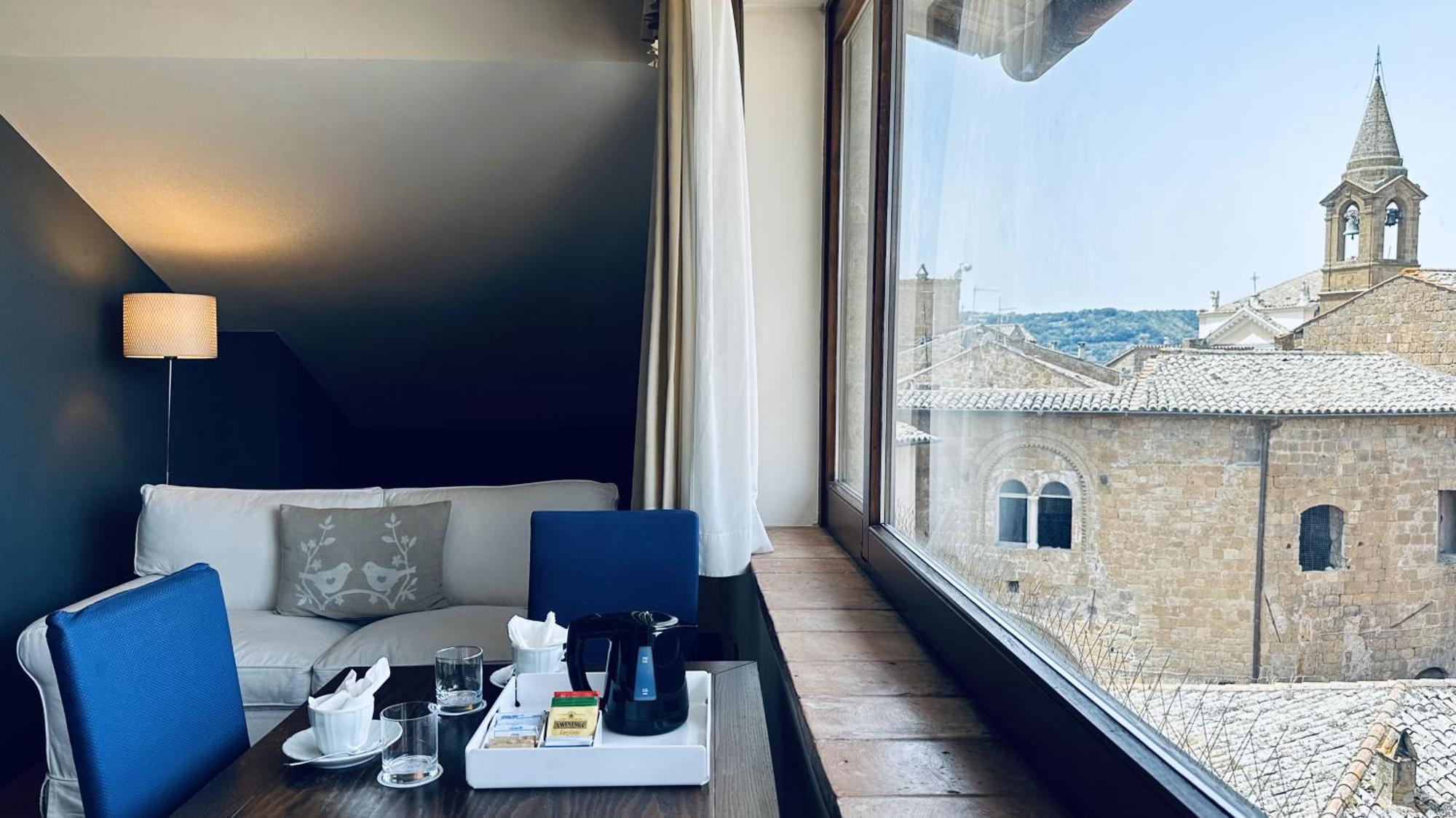 Hotel Palazzo Piccolomini Orvieto Camera foto